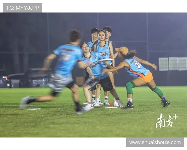 广州飞盘队在滑板精英赛中的耐力表现分析与精彩瞬间回顾 广州飞盘队在滑板精英赛中的耐力表现分析与精彩瞬间回顾