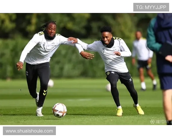 布鲁日与基辅迪纳激战在即谁将赢得这场欧洲赛场的较量