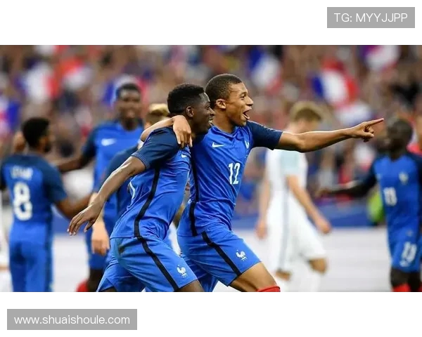 北京足球队以89分领跑世界杯积分榜展现强劲实力和夺冠希望 北京足球队以89分领跑世界杯积分榜展现强劲实力和夺冠希望